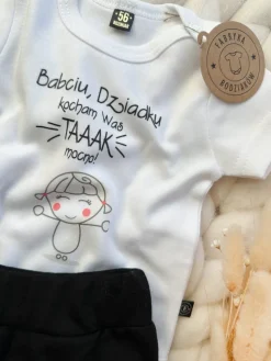 “Babciu, dziadku kocham was taaak mocno!”