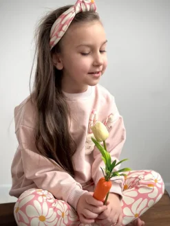 Bluza dziecięca buzia króliczka z uszkami malinowe stokrotki