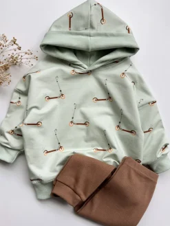 Bluza dziecięca z kapturem hulajnogi