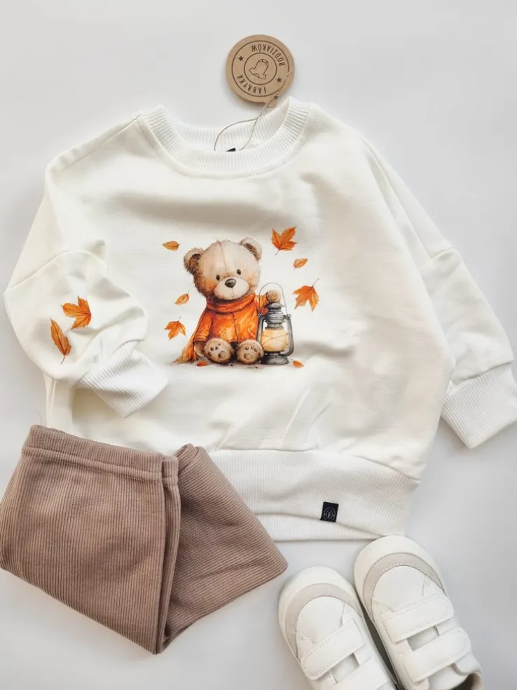 Bluza dziecięca z nadrukiem misia z lampionem