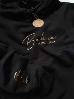 Bluza unisex z kapturem Babcia est. z imionami wnuków
