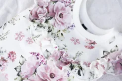 Bluza w kwiaty z falbanką