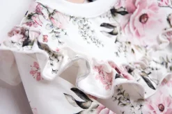 Bluza w kwiaty z falbanką