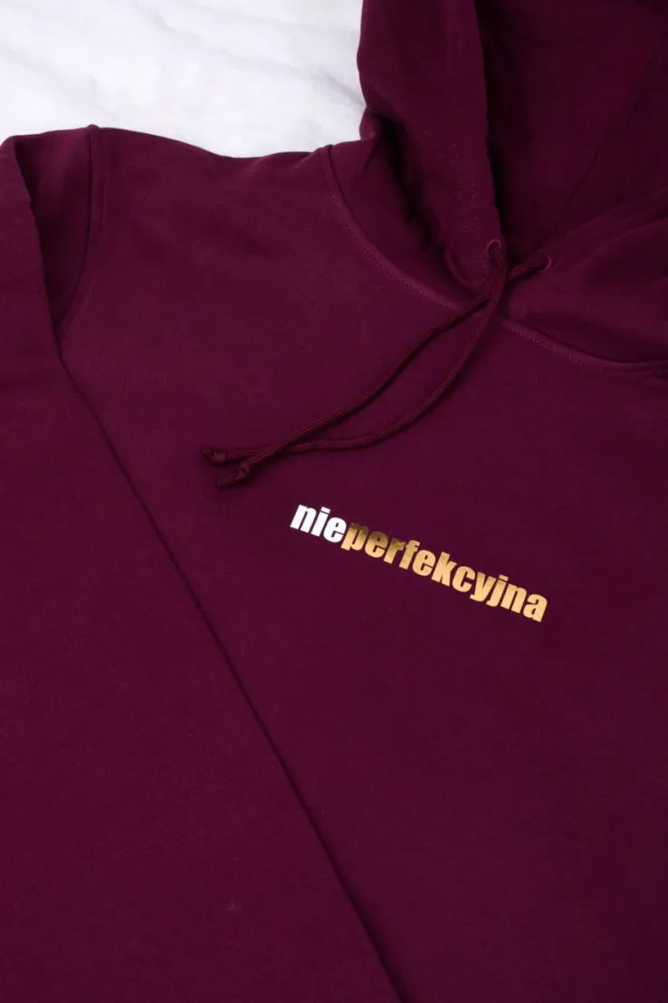 Bluza z kapturem nieperfekcyjna