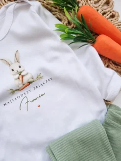 Body dla niemowlaka najsłodszy zajączek z marcheweczką