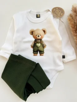 Body niemowlęce misio w oliwkowym ubranku