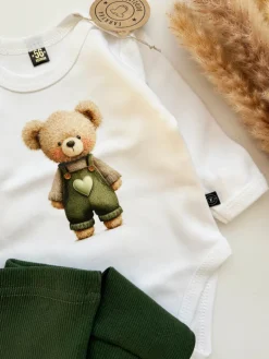 Body niemowlęce misio w oliwkowym ubranku