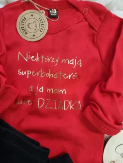 Body niemowlęce Niektórzy mają superbohaterów