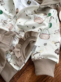 Dziewczęcy dres myszka w filiżance rozmiar 110