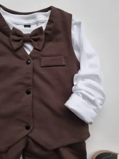 Elegancki komplet dla chłopca czekoladowy