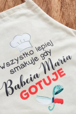 Fartuch kuchenny z nadrukiem Babcia gotuje