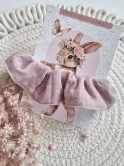 Gumka scrunchie do włosów muślinowa srebrne gwiazdki
