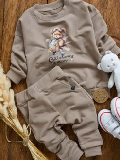 Kawowy komplet dresowy odlotowy chłopak bluza + spodnie