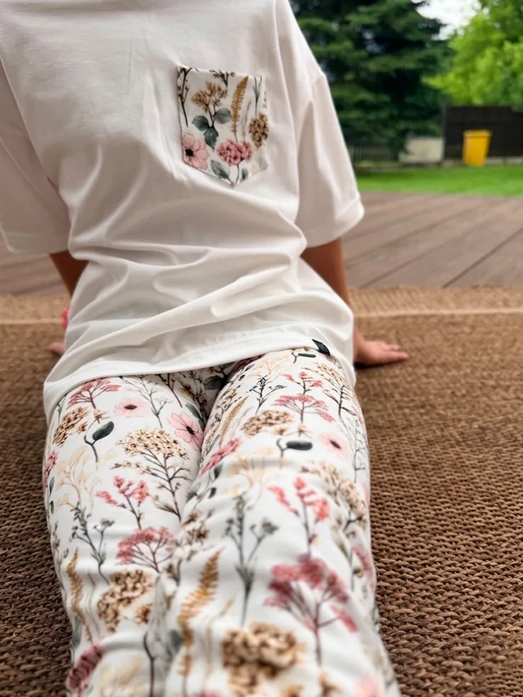 Komplet dla dziecka koszulka z kieszonką + legginsy hortensje