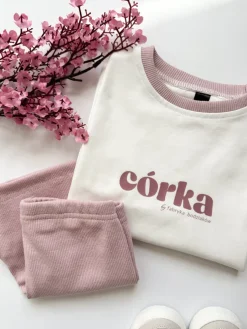 Komplet dziecięcy z nadrukiem córka (koszulka + kolarki brudny róż)