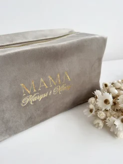 Kosmetyczka z personalizowanym nadrukiem dla mamy/babci