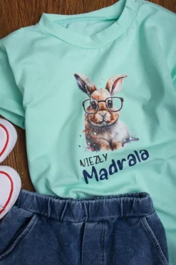 Koszulka dziecięca z nadrukiem króliczka niezły mądrala