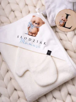 Okrycie kąpielowe ecru z nadrukiem słodziak mamusi z misiem
