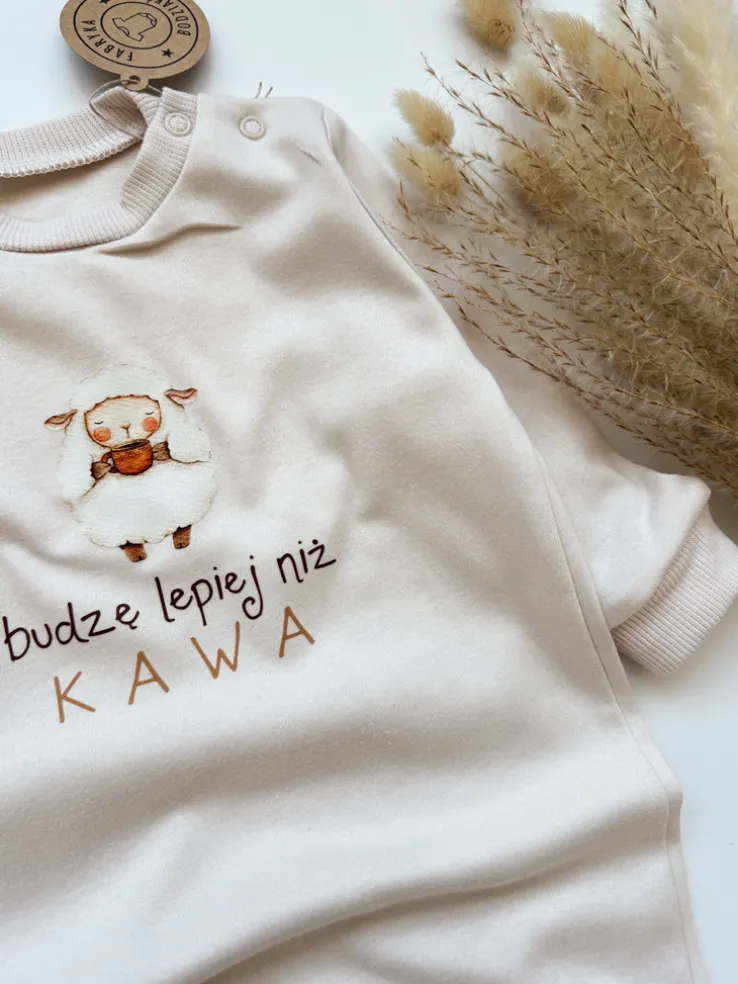 Pajac niemowlęcy z barankiem budzę lepiej niż kawa