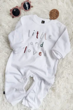 Pajac z nadrukiem little and loved