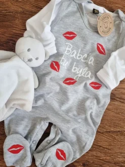 Śpiochy z nadrukiem Babcia tu była + kaftanik