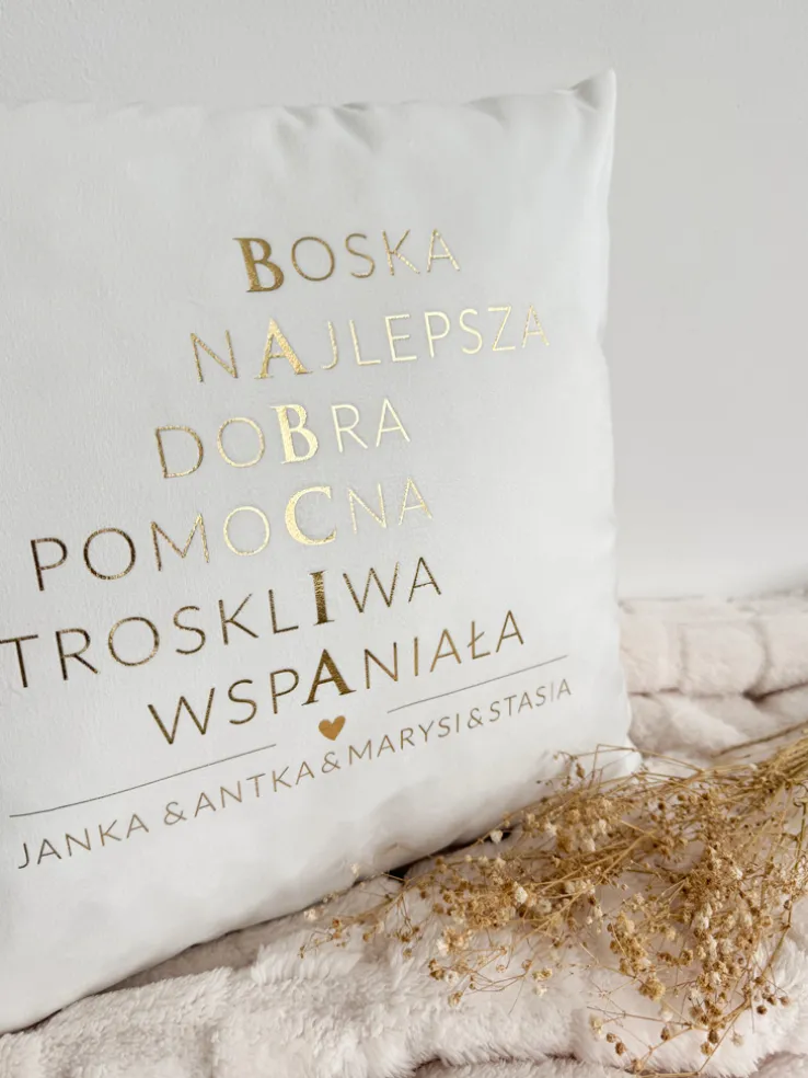 Poduszka welurowa z nadrukiem Babcia-krzyżówka