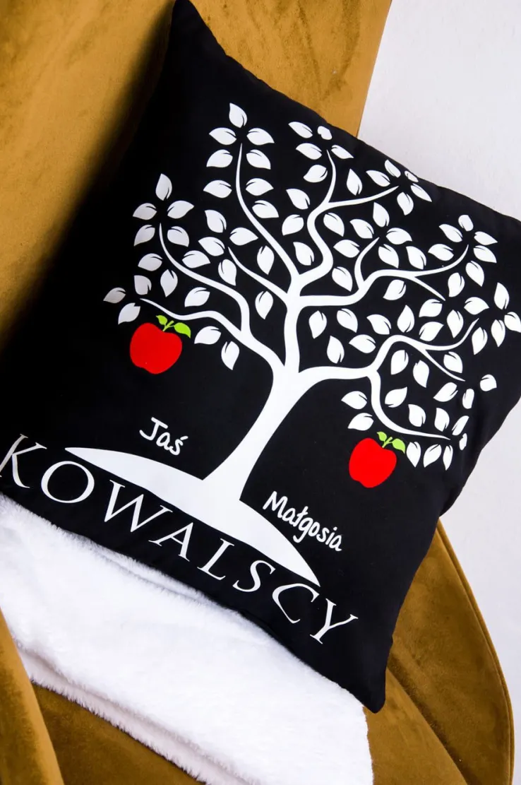 Poduszka z jabłonką (nazwisko + imiona dzieci)