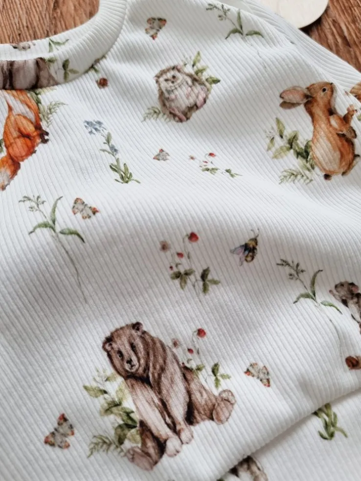 Prążkowany komplet leśni przyjaciele (bluza + spodnie)