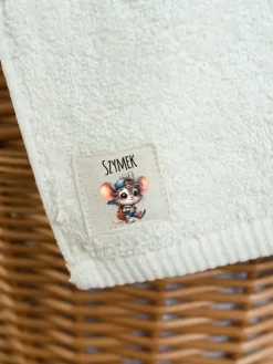 Ręcznik ecru myszka z plecakiem + imię