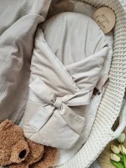 Rożek niemowlęcy usztywniany velvet beżowy