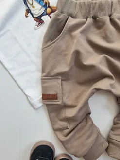 Spodnie dla chłopca typu baggy kolor beżowy