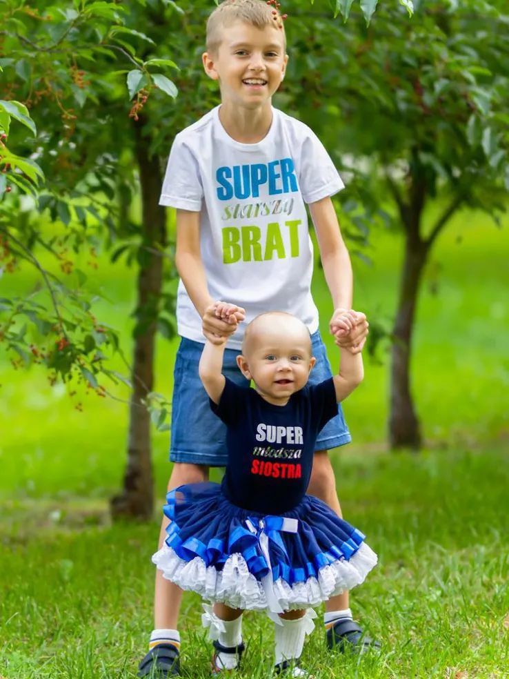Super młodszy/starszy brat/siostra