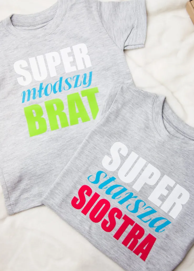 Super młodszy/starszy brat/siostra