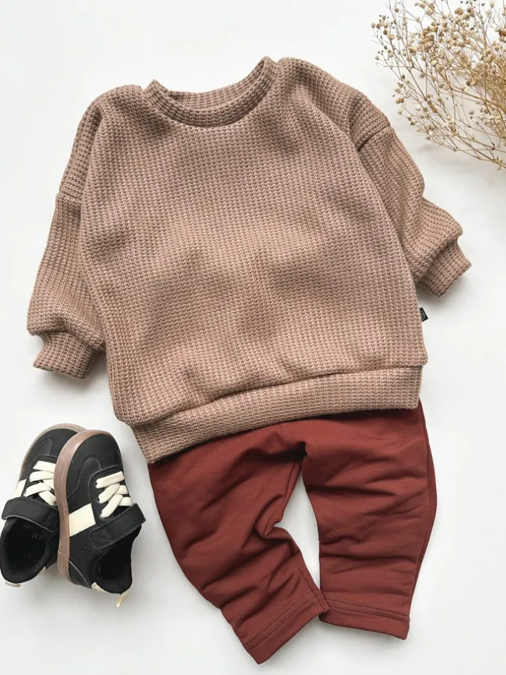 Sweter dziecięcy kawowy